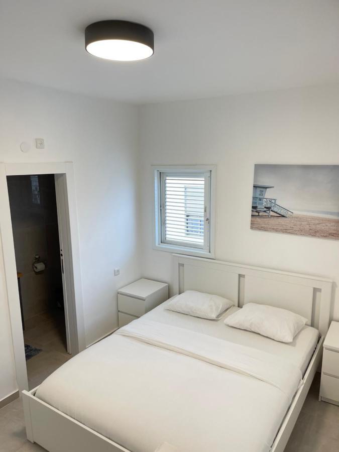 Onthesea Bat Yam Apartment Exterior photo